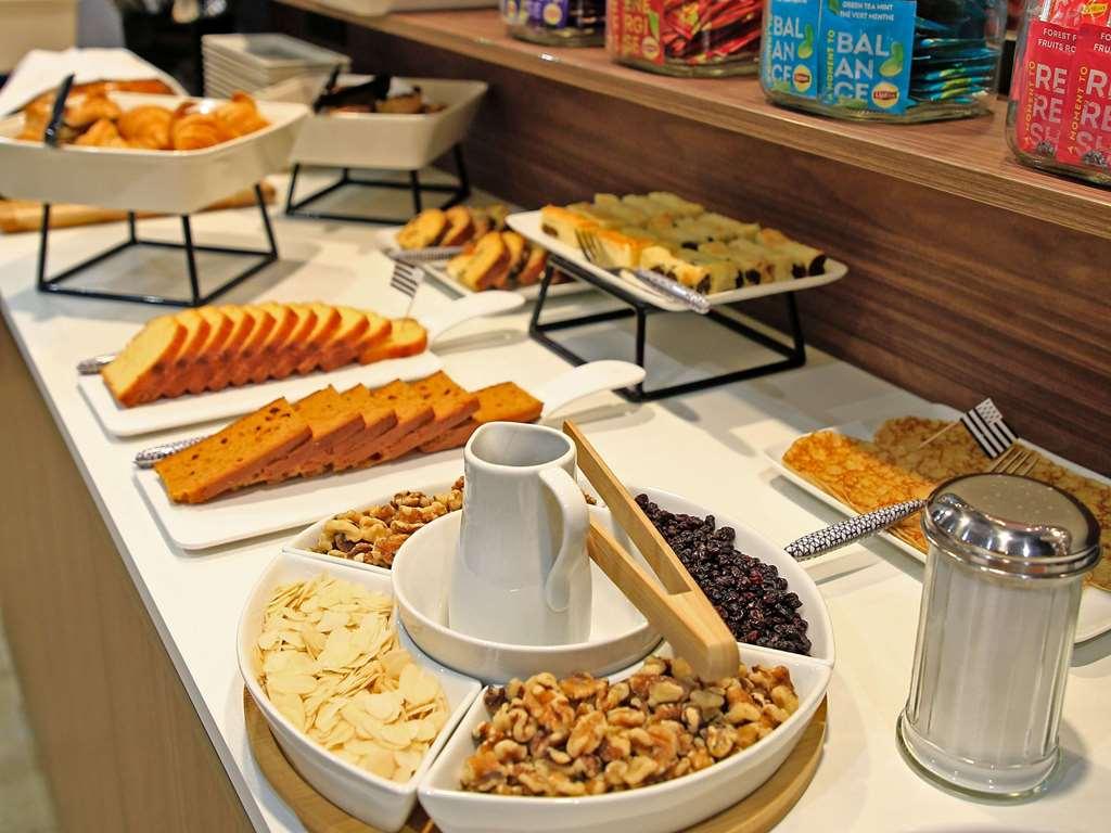 Ibis Styles Saint Malo Centre Historique Hotel Ресторант снимка